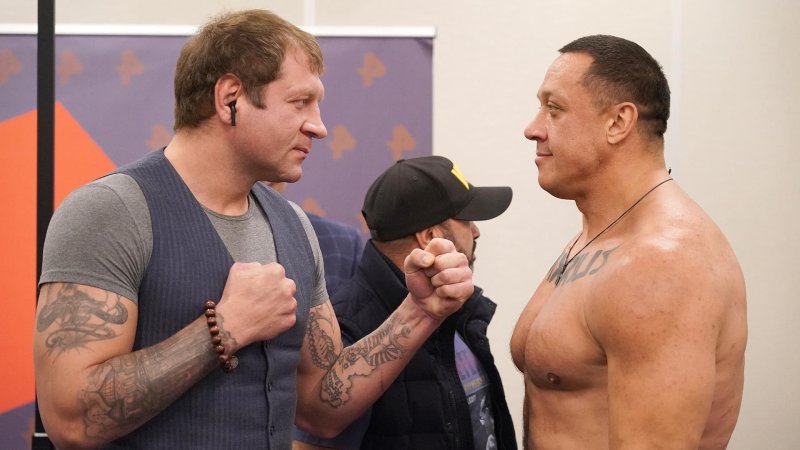 Тяжелоатлет Михаил Кокляев