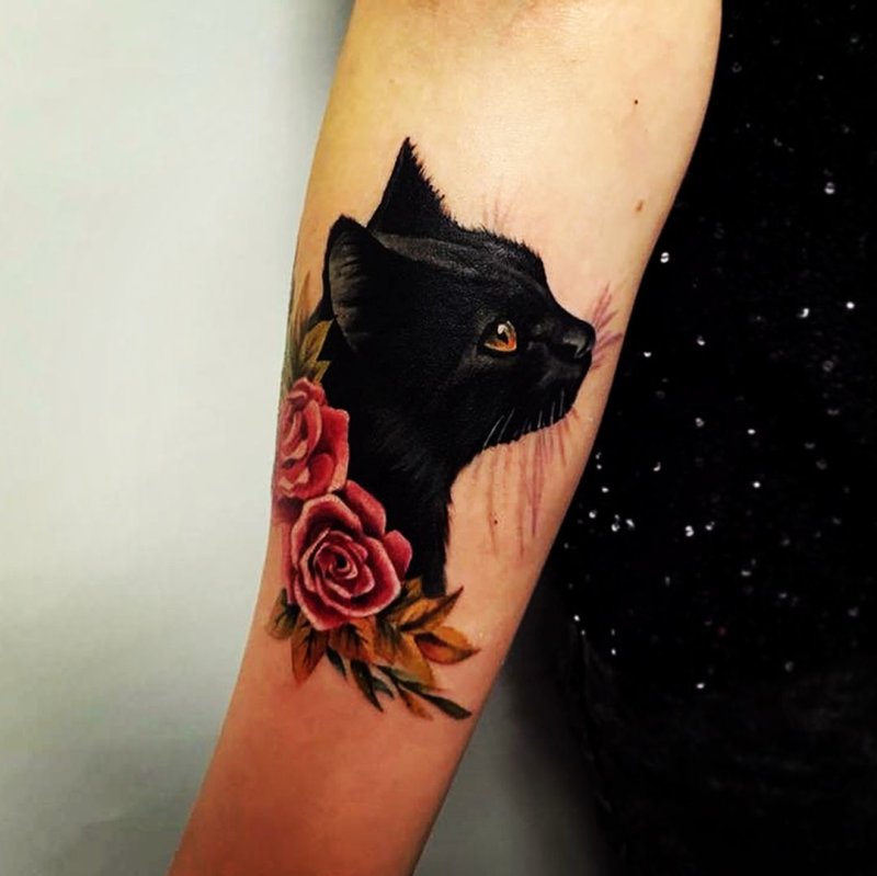 Кот тату карандаш