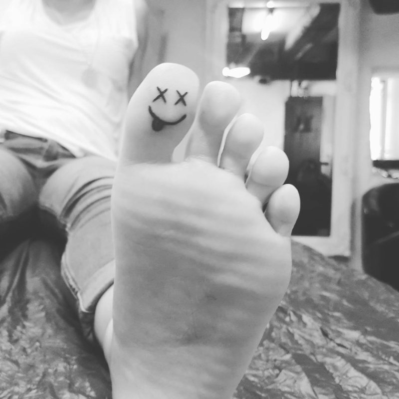 Водонаева feet