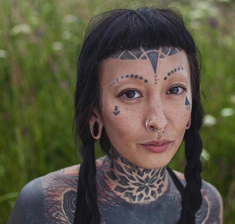 Monami Frost слив