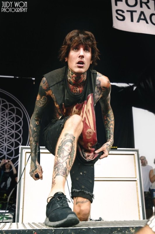 Bring me the Horizon Оливер Сайкс