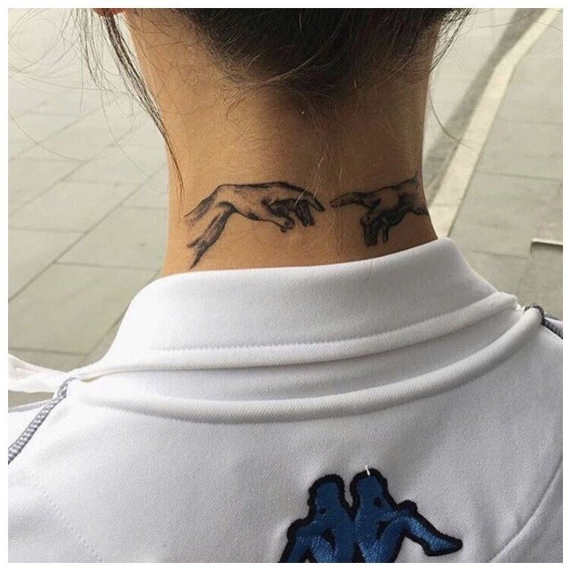 Тату на шее для девушек