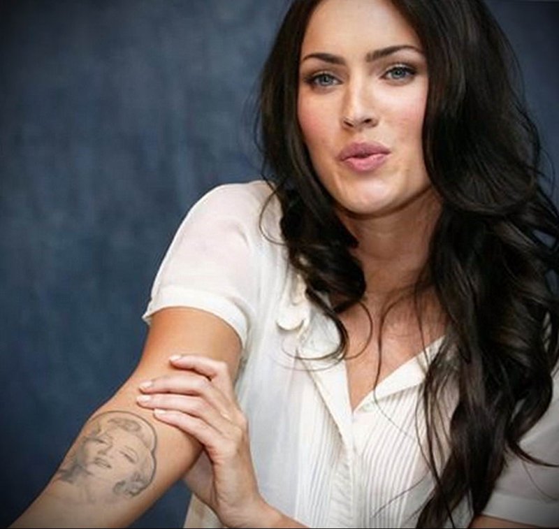Megan Fox тату