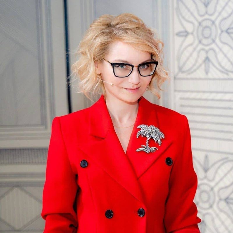 Эвелина Хромченко