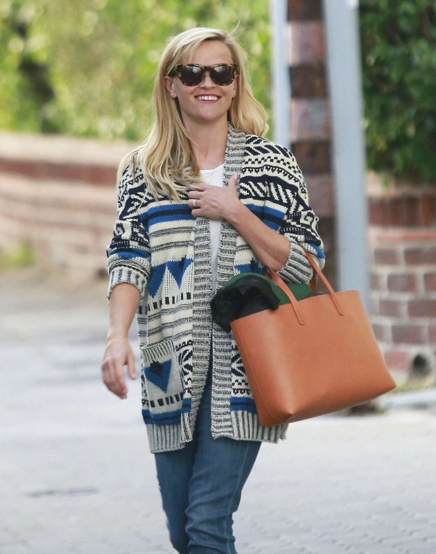 Rosie Huntington-Whiteley Chain