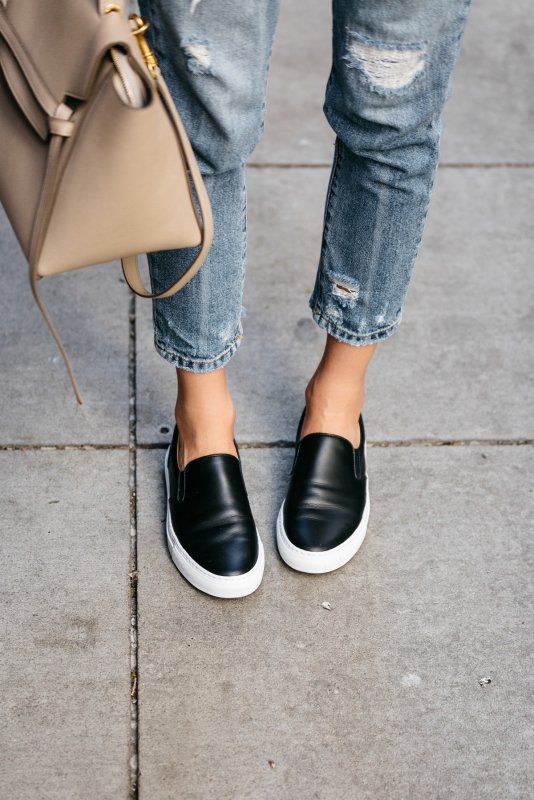 Лоферы Prada Street Style