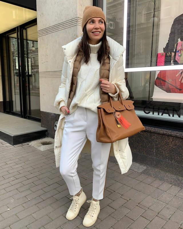 Блоггер Елена Ромашова