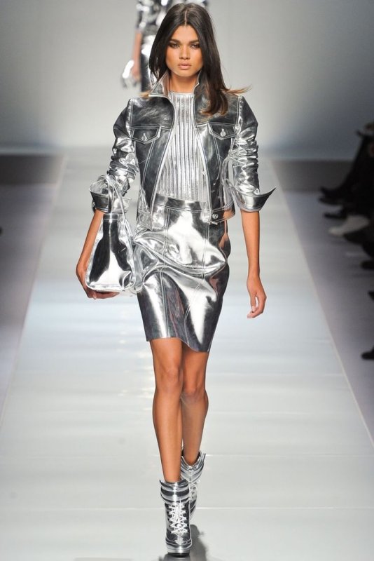 Гарет пью Gareth Pugh 2021