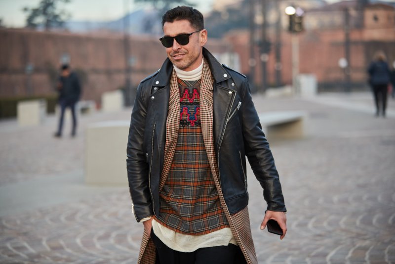 New men Genuine Lambskin Leather Jacket Black Slim Fit Biker Motorcycle Jacket