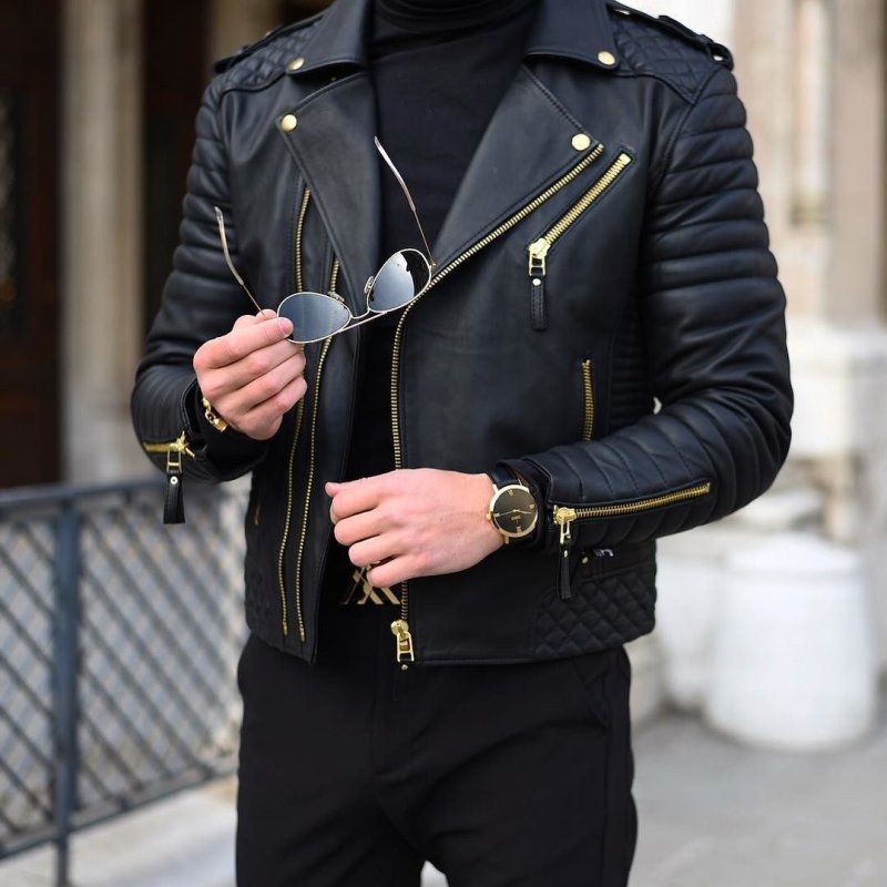 Кожаная куртка мужская look