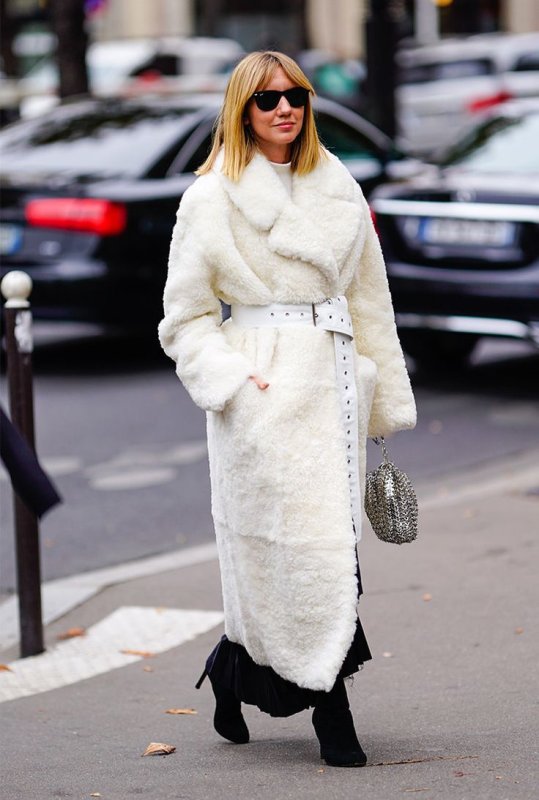 Saga furs длинная шуба белая