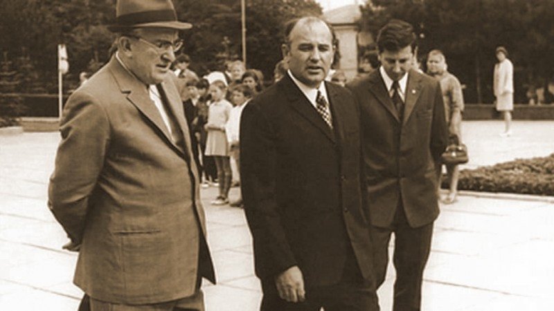 Горбачев и Раиса Максимовна