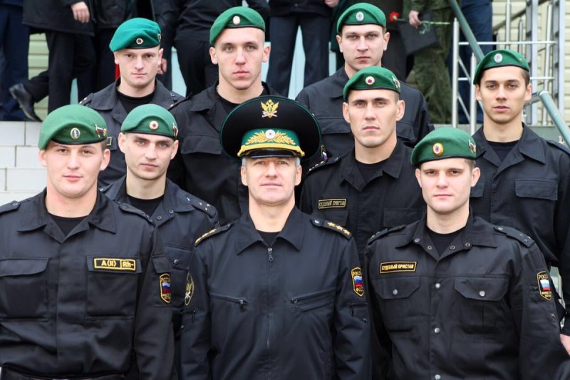 Джессика бил Военная
