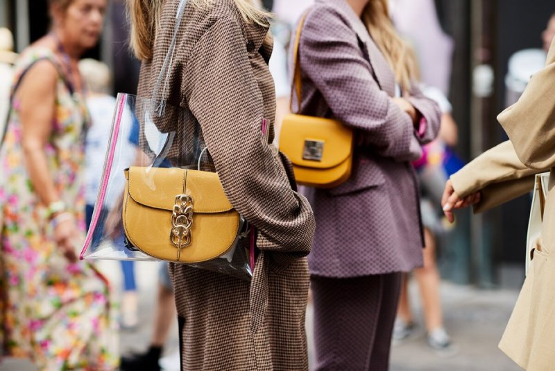 Michael Kors Hamilton 2021 желтая