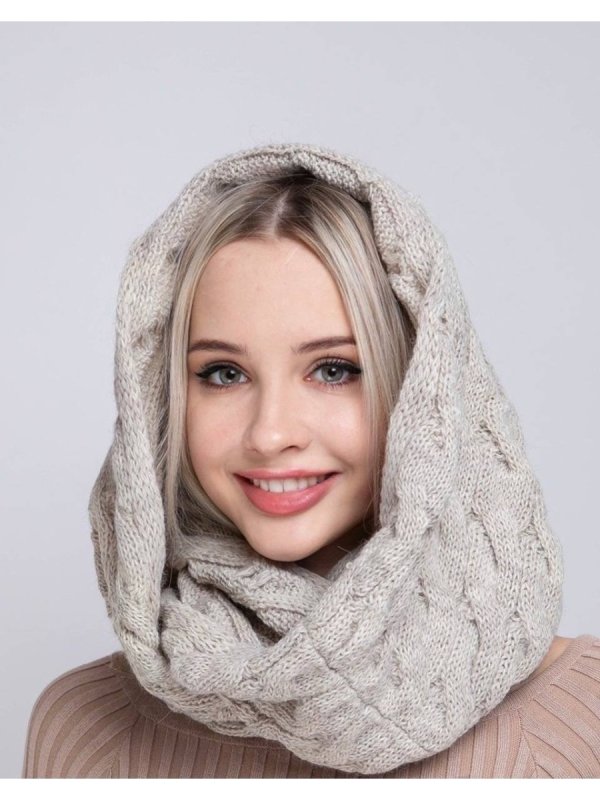 Капор Зара