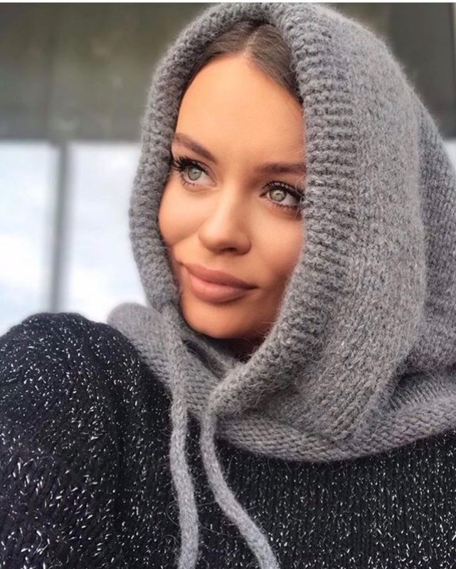 Капор из толстой пряжи спицами