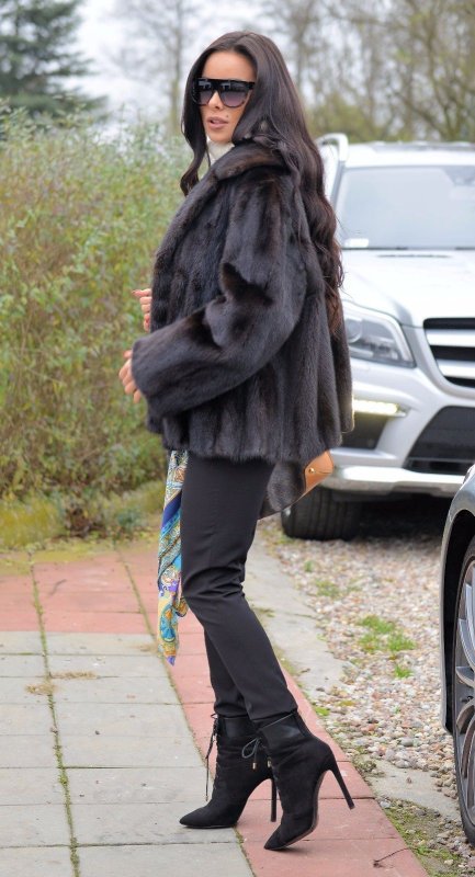Полушубок Saga furs Royal Mink