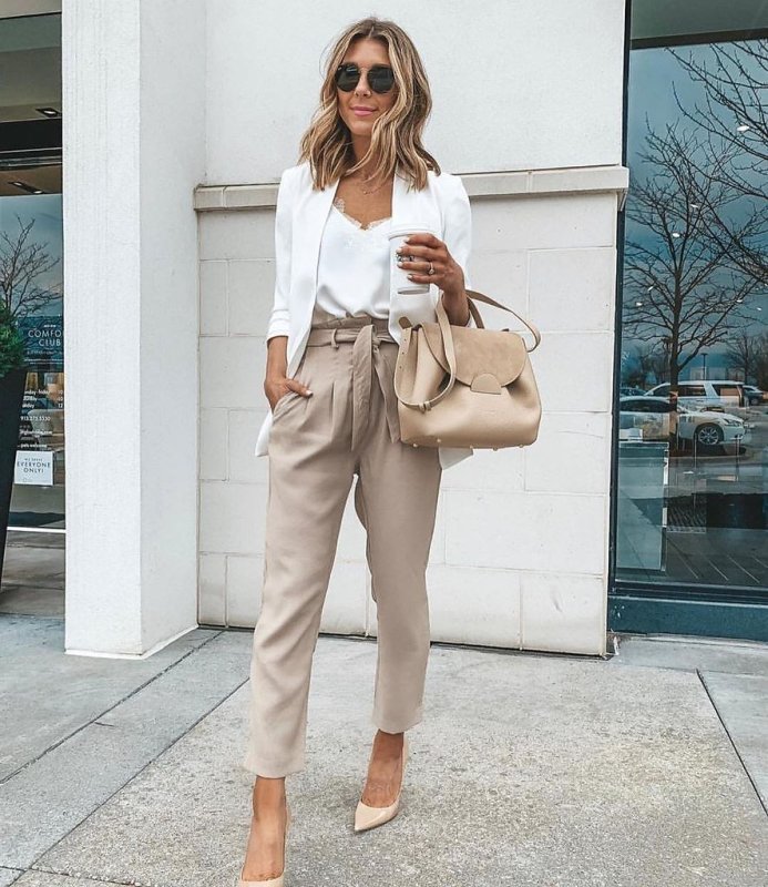 Розовые брюки Zara