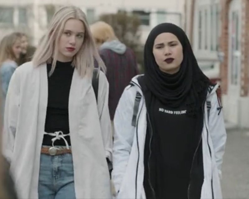Стыд сериал Нура и ева