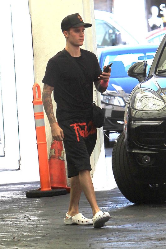 Crocs Justin Bieber
