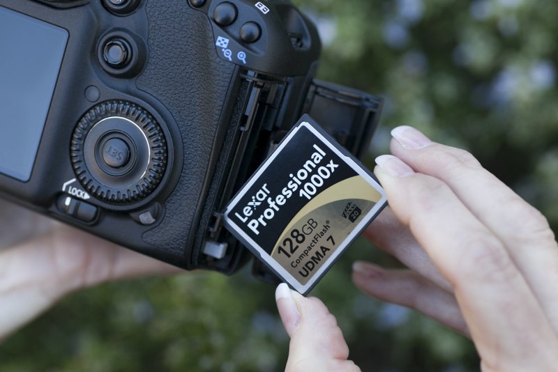 Карта памяти для фотоаппарата Canon