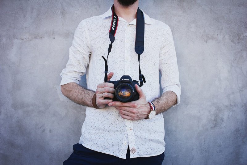 Фотик в руках