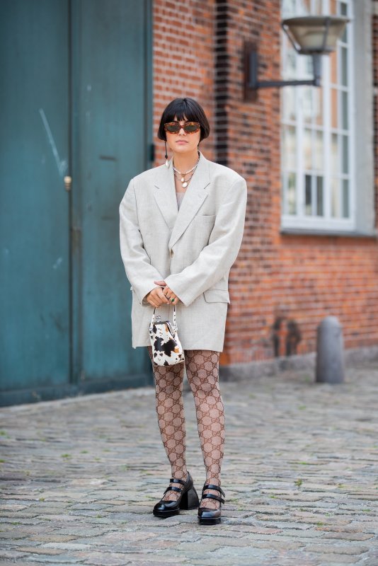 Рваные колготки Gucci