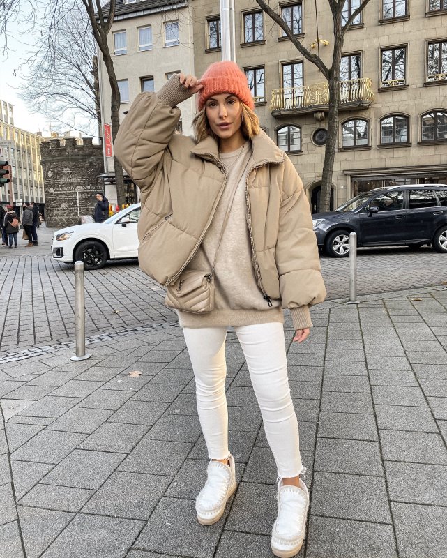 Petite Faux-fur-Trim down Hooded Puffer Coat