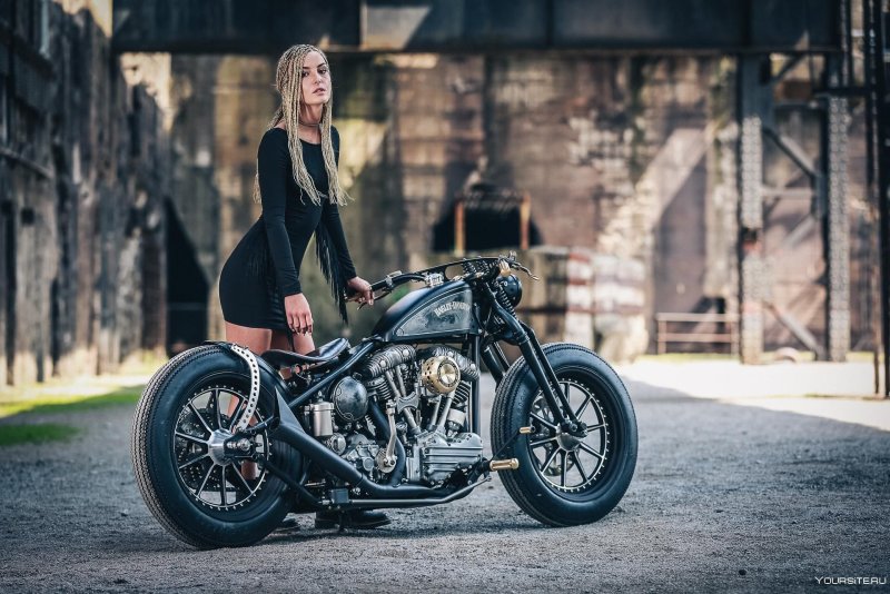 Ивана Миличевич Motorcycle Banshee Harley Davidson
