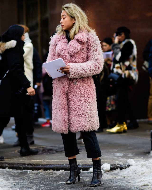 Gigi Hadid fur Coat