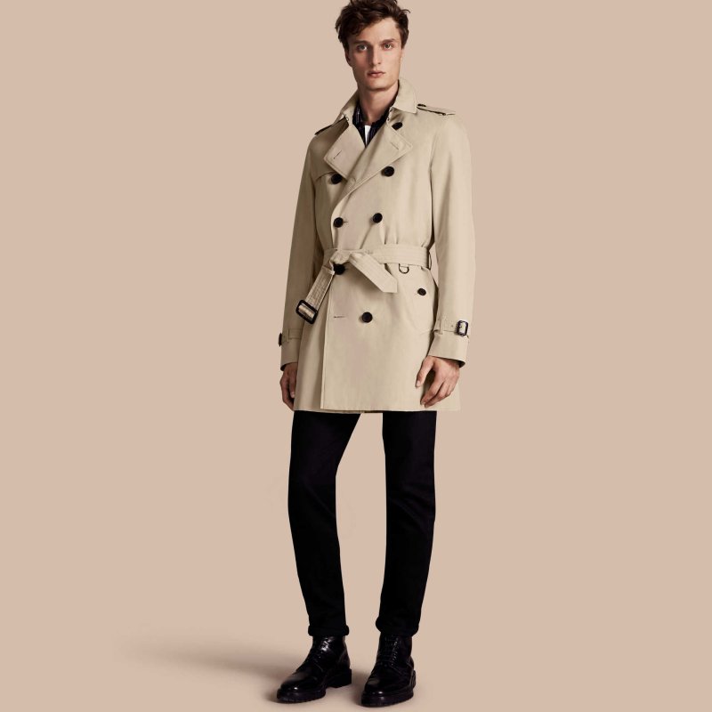 Street Style man тренч