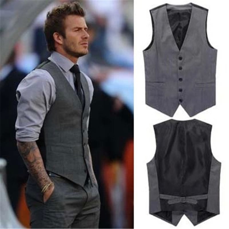 David Beckham в жилетке