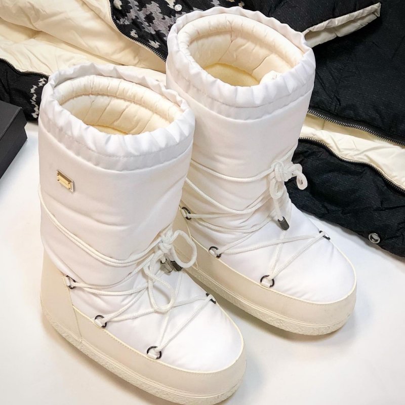 Moon Boot скальпинг