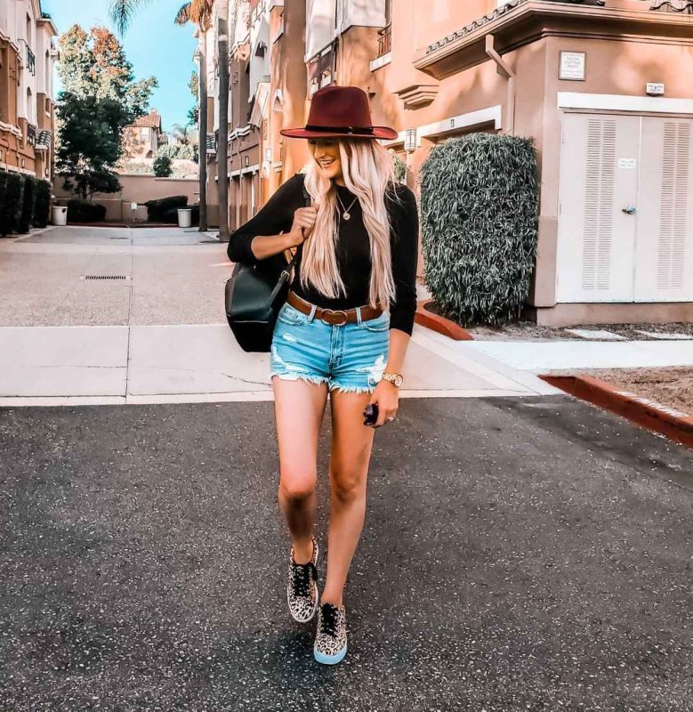 Леопардовая шуба Street Style