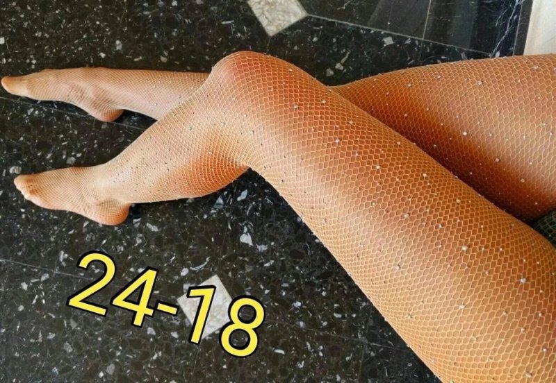Колготки в сетку со стразами