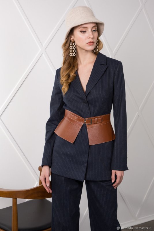 Широкий пояс Loewe