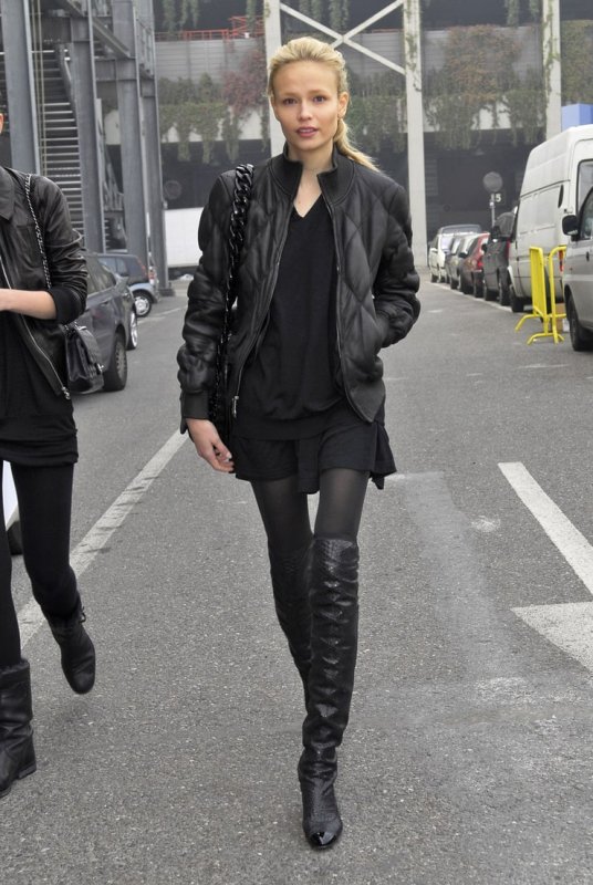 Наташа Поли Street Style