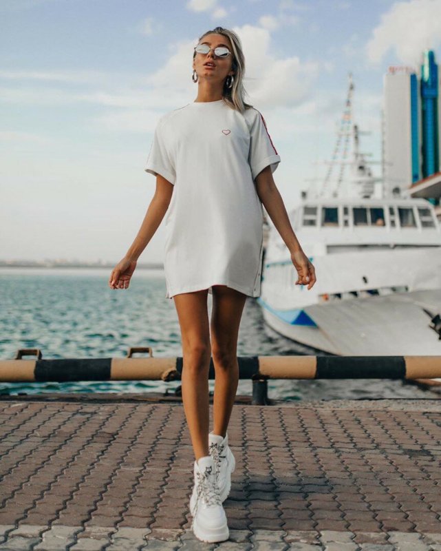 Макси платье а-силуэта streetstyle 2022
