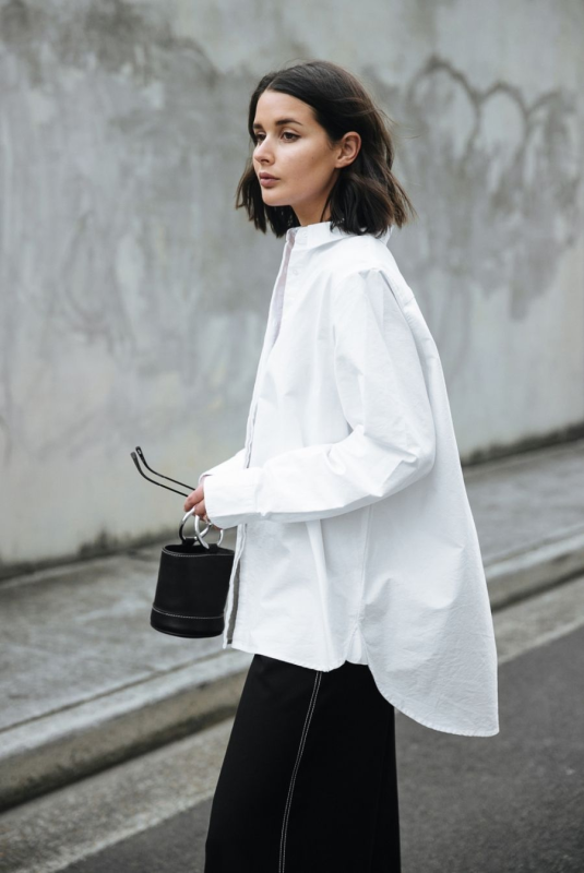 Белая джинсовая рубашка Zara 2020