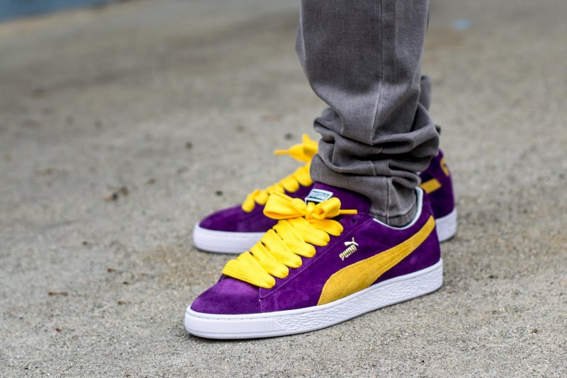 Converse Suede