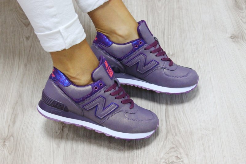 Женские кроссовки adidas Yung-1