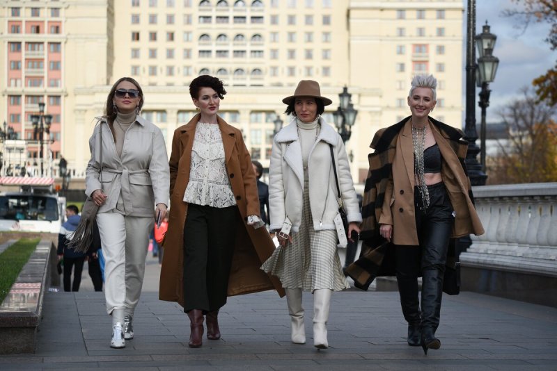 Капор 2020 Street Style