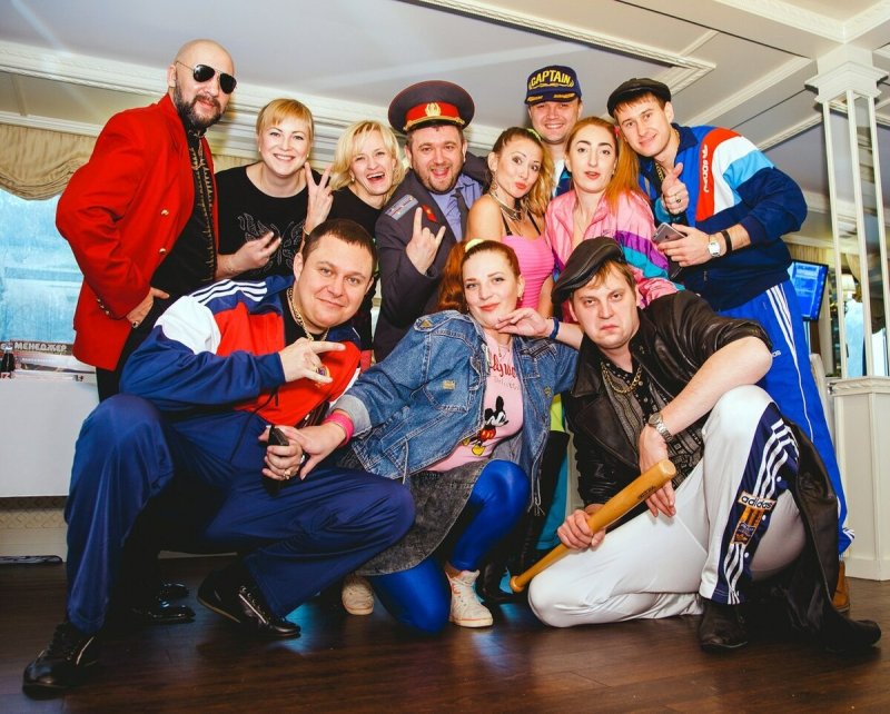 Вечеринка в стиле 90 одежда