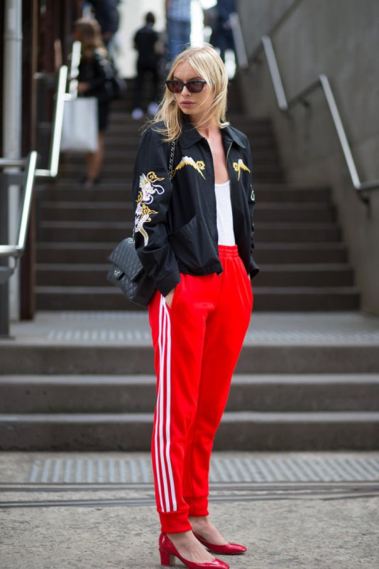 Street Style брюки с лампасами