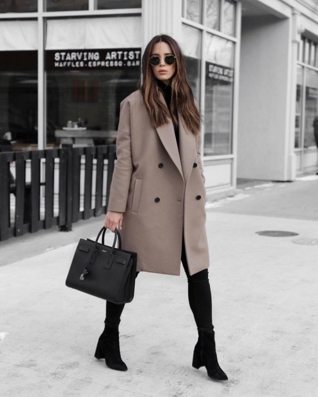 Пальто оверсайз Zara