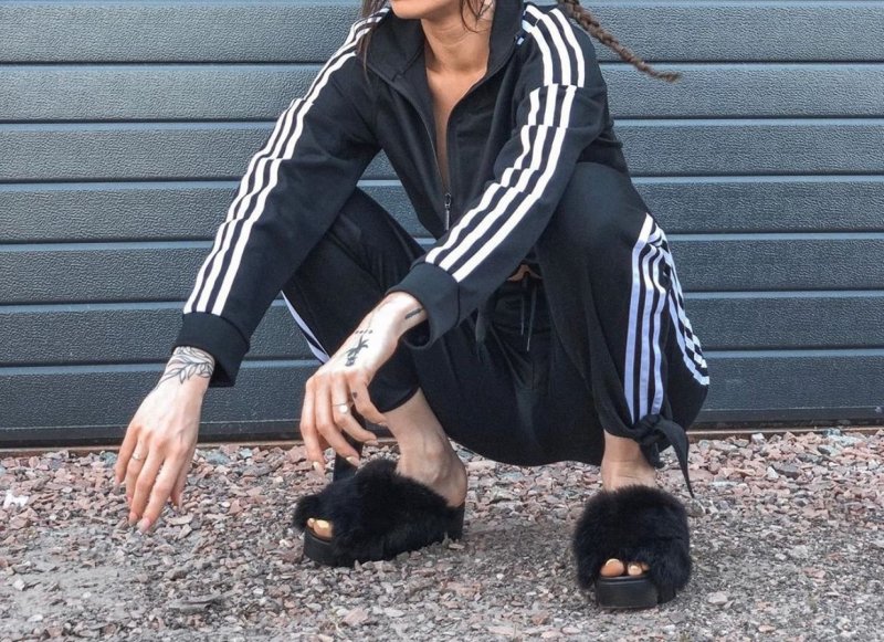Adidas 90s outfit