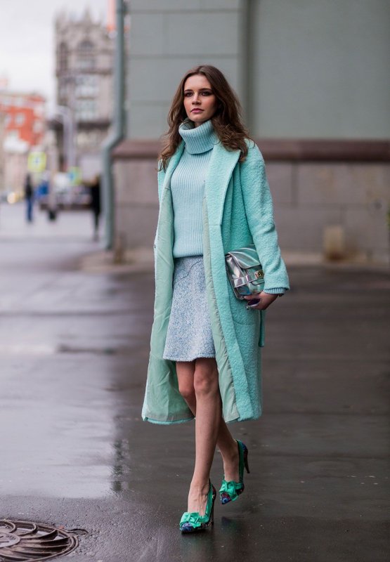 Пальто серо-зеленое Street Style