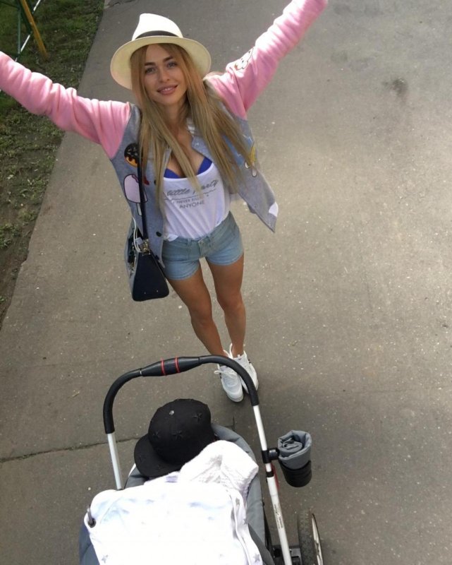Анна Хилькевич в зале