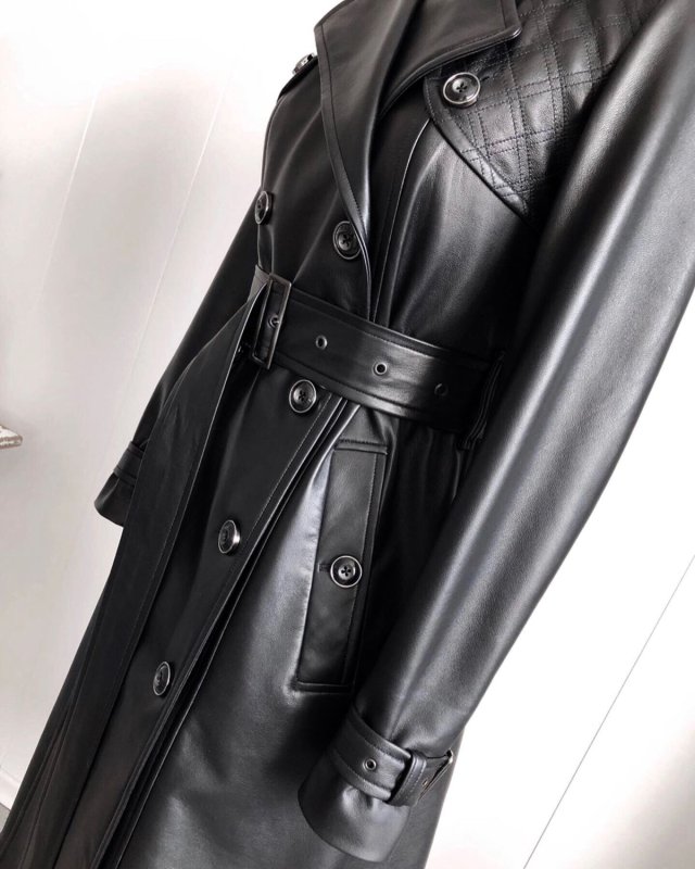 Street Style man тренч