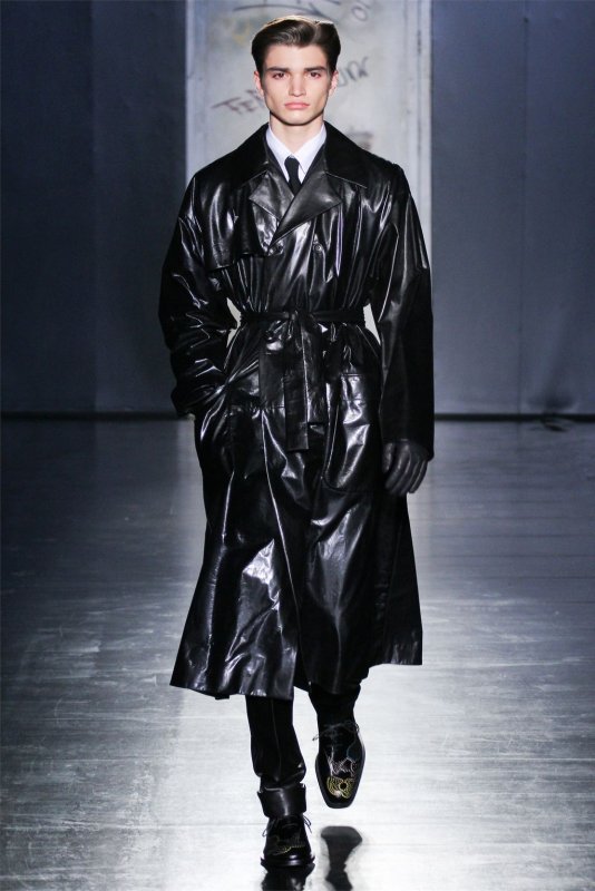 Salvatore Ferragamo тренч